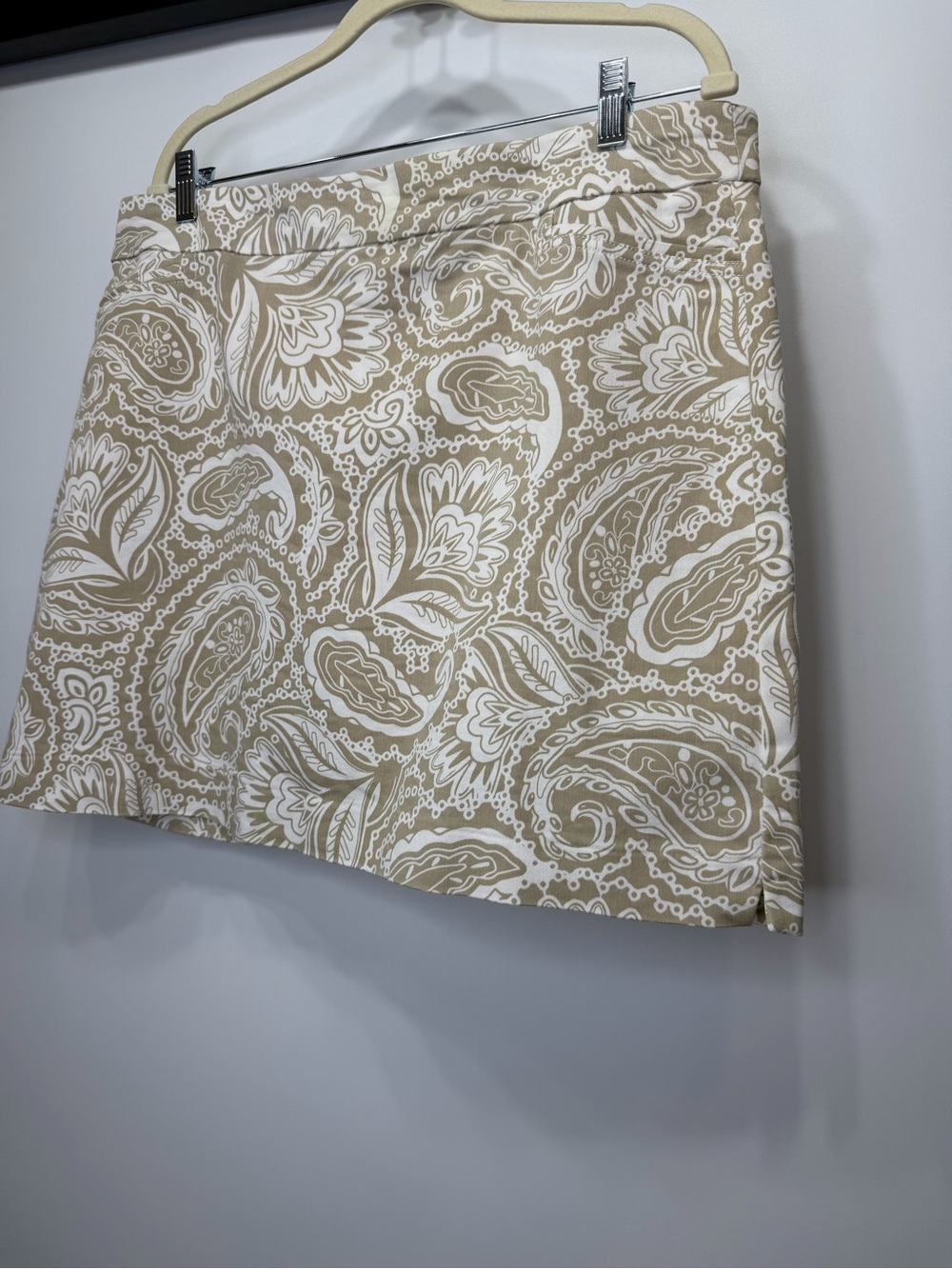 croft & barrow tan paisley skort | size 16 regular - Picture 2 of 9